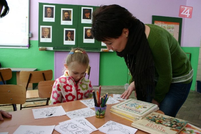 Ilustračný obrázok k článku Rodičia budúcich prváčikov, zbystrite pozornosť: Takto budú prebiehať zápisy do prvých ročníkov