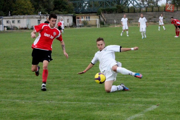 Ilustračný obrázok k článku V upršanom počasí FC Slovan porazil Šaštín-Stráže