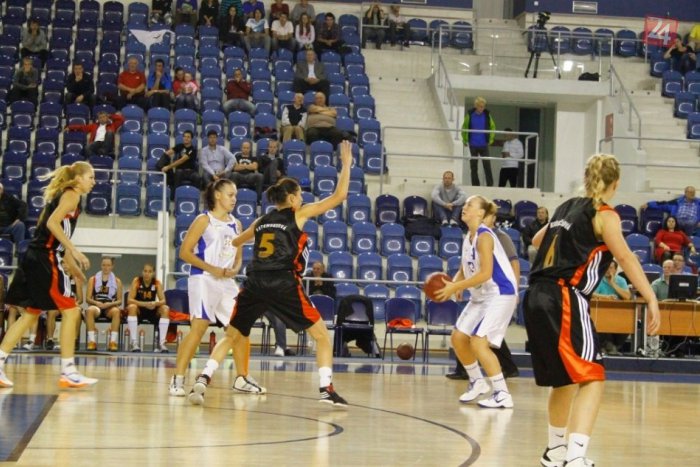 Ilustračný obrázok k článku Štvrtý zápas, štvrtá prehra. Popradský basketbal je na dne