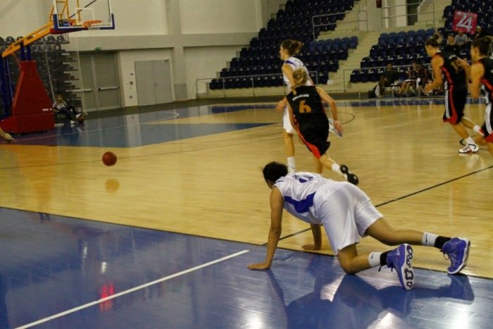 Ilustračný obrázok k článku Basketbalistkám pozastavili pretekársku činnosť. Klub dostal aj dve pokuty