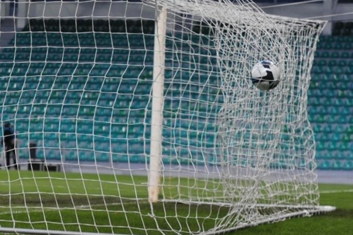 Ilustračný obrázok k článku Demänová iba bodovala v Pribyline, Dramatický zápas v Ľubochni: Pozrite si výsledky liptovských tímov