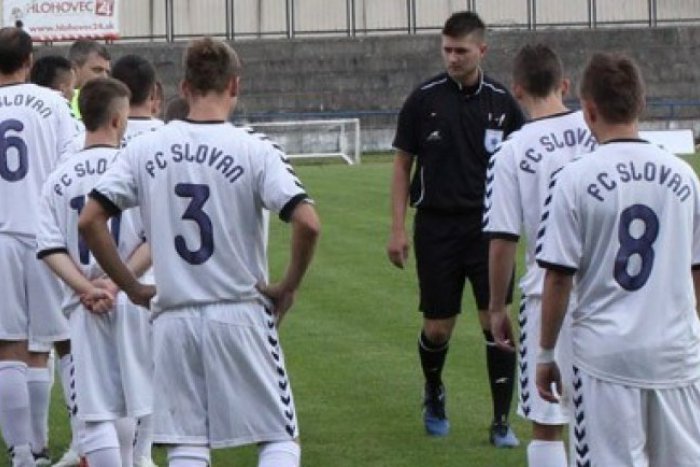 Ilustračný obrázok k článku Slovan Hlohovec na začiatku sezóny s posilou: Získal bývalého českého reprezentanta!