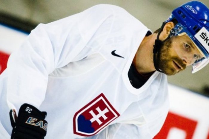 Ilustračný obrázok k článku Handzuš potešil fanúšikov: Chcem hrať za Bystricu