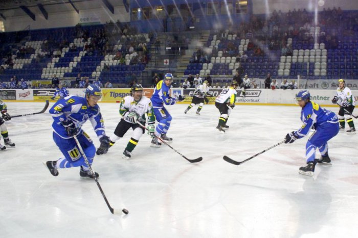 Ilustračný obrázok k článku Do Popradu prišli bojovať bezzubí vlci. Kamzíci si pripísali dôležité body