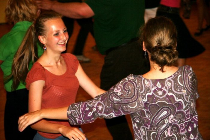 Ilustračný obrázok k článku Bystrickí tanečníci a akrobati ukážu srdce: Takto pomôžu deťom s rakovinou