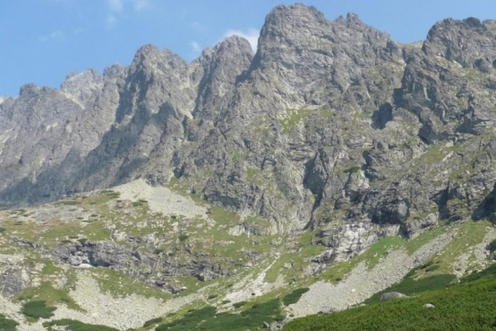 Ilustračný obrázok k článku Tatranci otvoria letnú sezónu v polovici júna: Zľavy, električka zadarmo a kokteil lákadiel