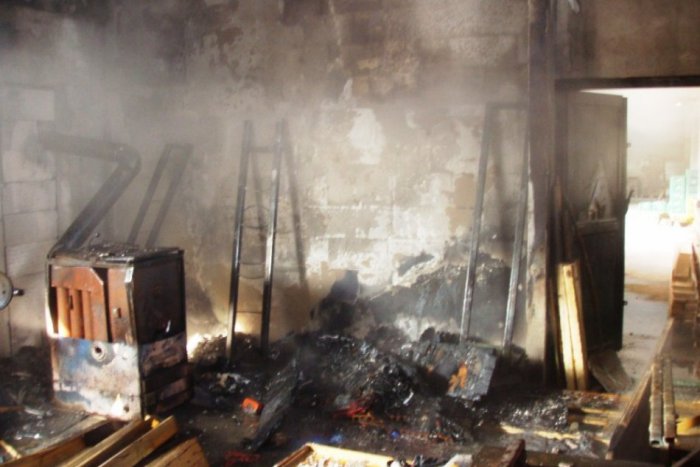 Ilustračný obrázok k článku Požiar vás môže zruinovať: Skontrolujte si pred zimou kúrenie!