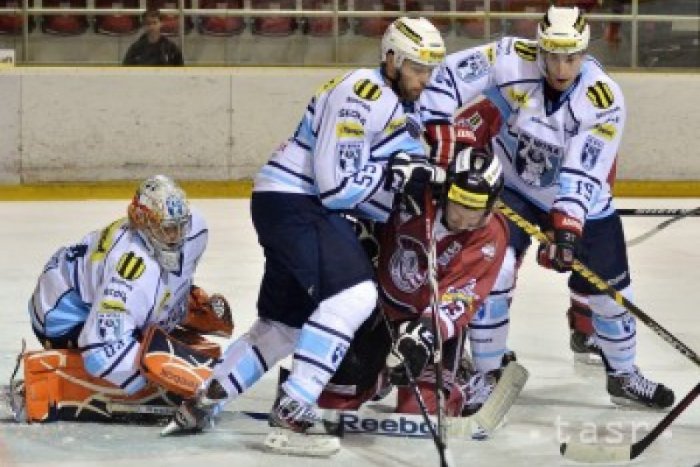 Ilustračný obrázok k článku Ďalšie zmeny v hokejovej šatni. Nitra posilňuje obranu