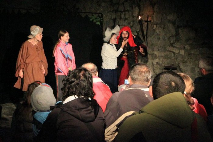 Ilustračný obrázok k článku Noc duchov, tekvíc a strašidiel na hrade Strečno