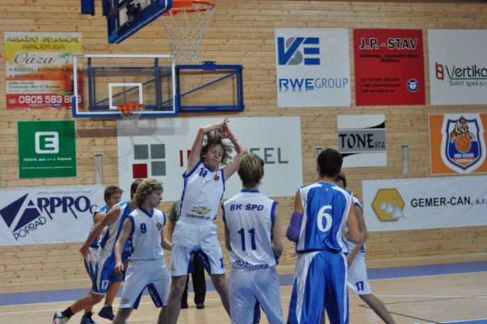 Ilustračný obrázok k článku Basketbalisti nestačili na chlapcov zo Spišskej Novej Vsi