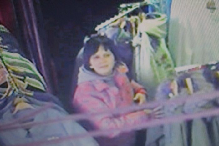 Ilustračný obrázok k článku Exkluzívne zábery z miesta činu: Takto zlodejka úraduje priamo pred kamerami!