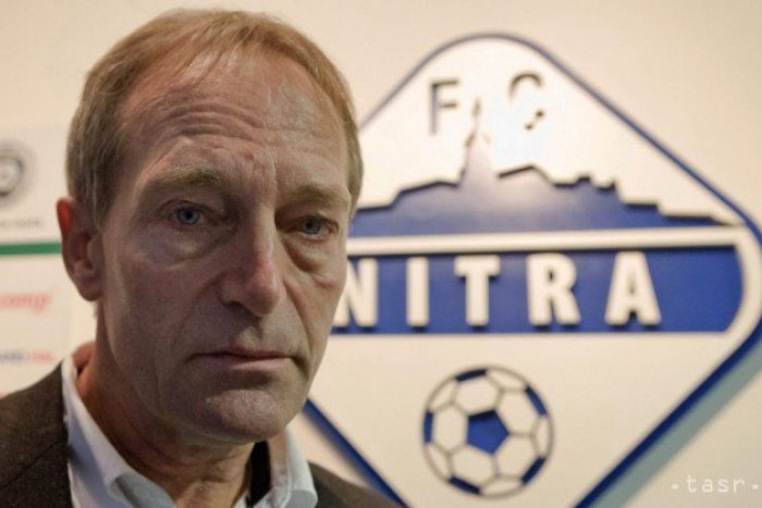 Ilustračný obrázok k článku Stínanie hláv sa začalo! Odvolali trénera Jurkemika