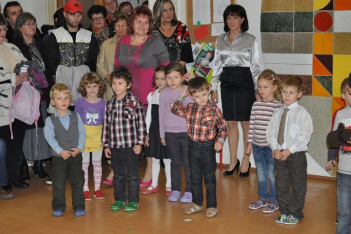 Ilustračný obrázok k článku Materská škola ožila tradíciou ochutnávania jabĺk a detskou radosťou