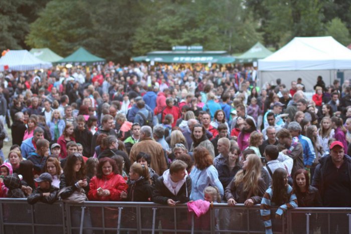 Ilustračný obrázok k článku Pracovný týždeň sa blíži ku koncu, myslite na relax: 12 lákadiel, ako stráviť víkend v Bystrici