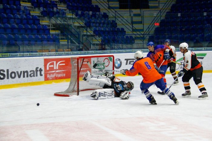 Ilustračný obrázok k článku 8.kolo PHL: Strelecké hody medzi HC Old`s a HC Elite Forces