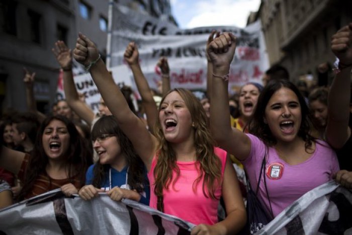 Ilustračný obrázok k článku Študenti budú protestovať proti vyšším odvodom