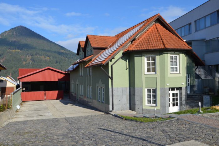 Ilustračný obrázok k článku Nový kamerový systém a vznik chránenej dielne sú v nedohľadne