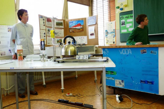 Ilustračný obrázok k článku To sú hlavičky! Chlapci uspeli s vedeckým projektom, stretli sa s nositeľom Nobelovky