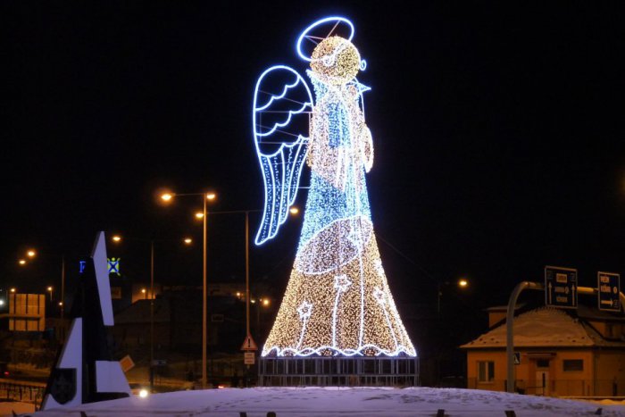 Ilustračný obrázok k článku Vianočná výzdoba mesta? Budú aj novinky, radnica tají prekvapenie