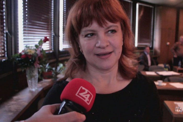 Ilustračný obrázok k článku Poslanci pred kamerou o odchode Černaja, pozrite si to