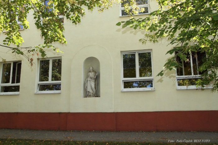 Ilustračný obrázok k článku Ôsmaci a deviataci pozor! Nový študijný odbor na Obchodnej akadémii v Zlatých Moravciach