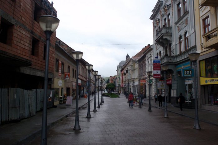 Ilustračný obrázok k článku Dezorientovaná žena v meste: Vyšla z kostola a blúdila po pešej zóne