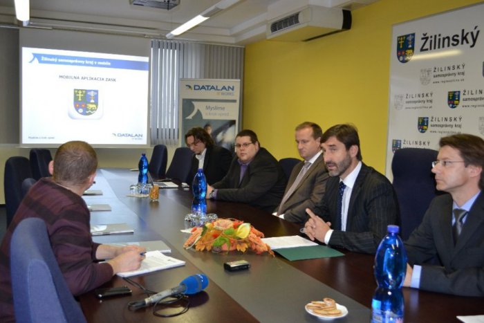 Ilustračný obrázok k článku Žilinský samosprávny kraj v mobile: S GPS sa nestratíte