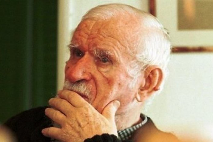 Ilustračný obrázok k článku Nezabúdajme! Dnes sa narodil Lipták od srdca, Milan Rúfus