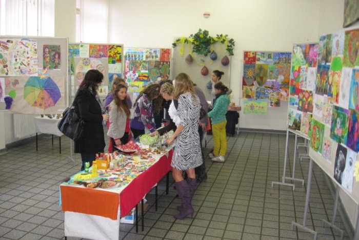 Ilustračný obrázok k článku Detská výtvarná Radosť: Príďte sa pozrieť na fantáziu v tvorbe detí