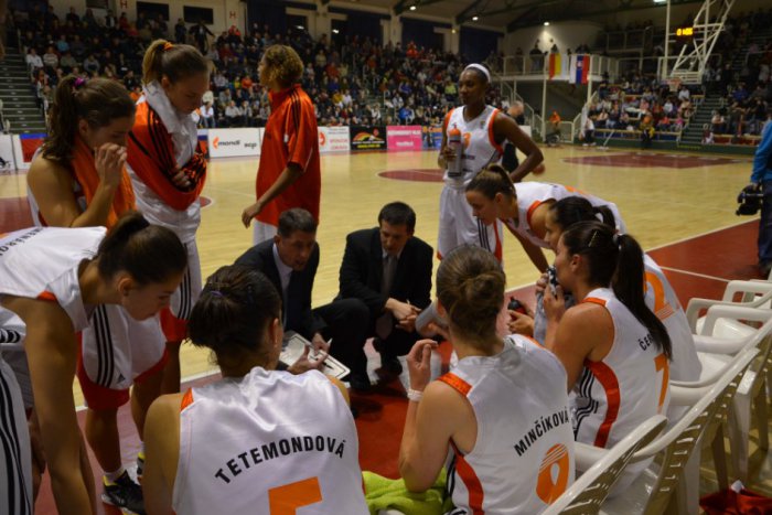 Ilustračný obrázok k článku SENZAČNÉ: Basketbalistky MBK sú vo štvrťfinále Európskeho pohára!