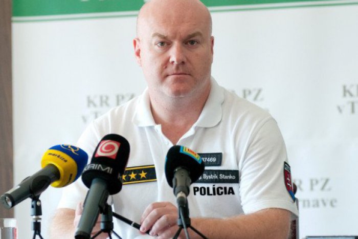 Ilustračný obrázok k článku Bystrík Stanko po odchode z polície: Bude bojovať o kreslo župana?