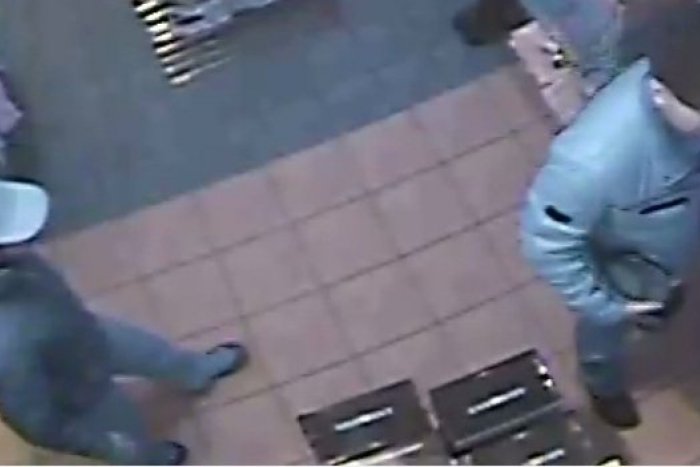 Ilustračný obrázok k článku Polícia žiada verejnosť o pomoc pri stotožnení osôb na fotkách