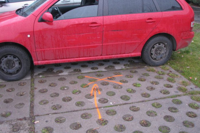 Ilustračný obrázok k článku Narazili ste niekomu do auta? Neodchádzajte, môže vás to vyjsť draho