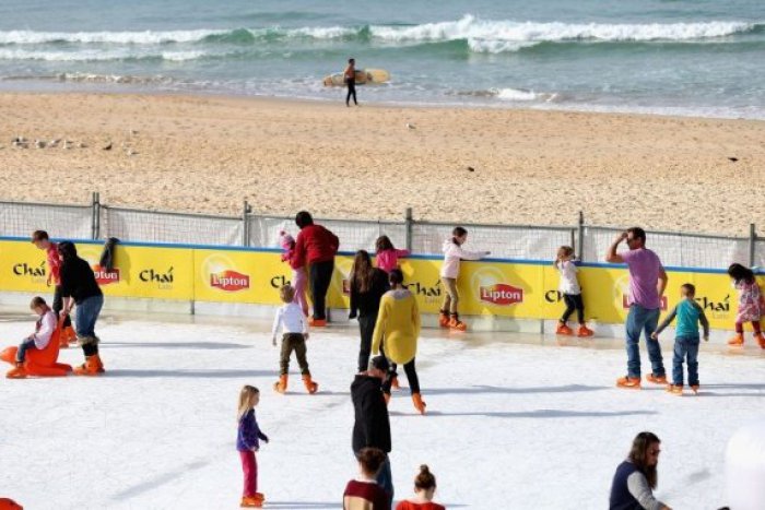 Ilustračný obrázok k článku Štýlovo na ľade: Netradičné miesta sa zmenili na klzisko