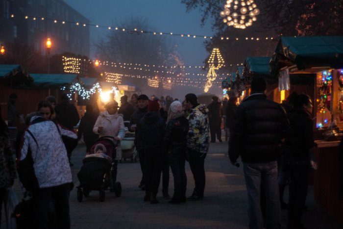 Ilustračný obrázok k článku Šaľania a ich názor na vianočné trhy? Sto ľudí, sto chutí