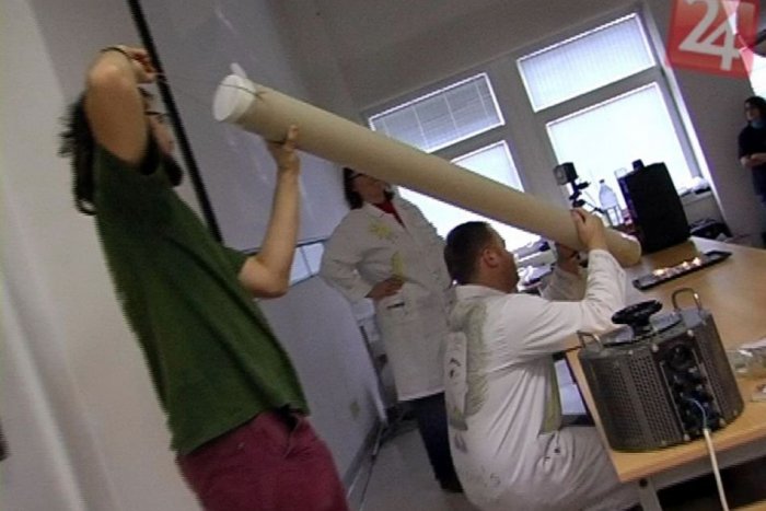 Ilustračný obrázok k článku Vedecký deň detí na UKF: Škôlkari objavia čaro bádania