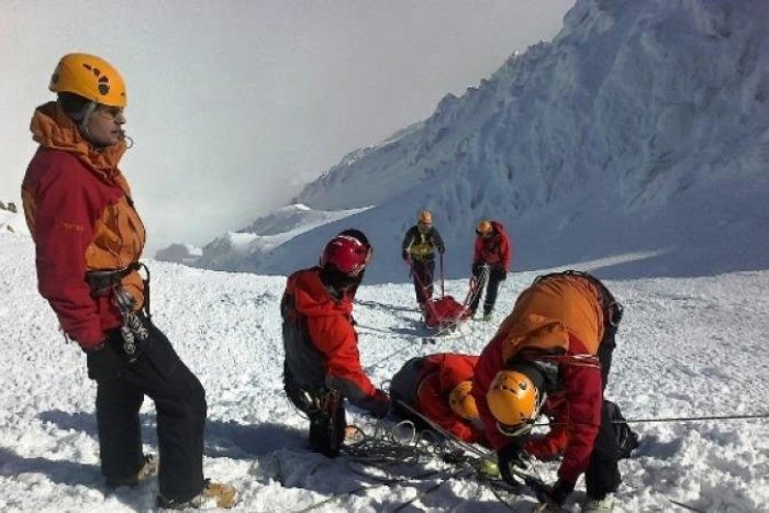 Ilustračný obrázok k článku Hrozný pád v Huncovskej kotline: Turista (†35) zraneniam podľahol