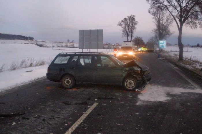 Ilustračný obrázok k článku Nákladiak sa zrazil s autami: Ranených rozvážali do dvoch nemocníc