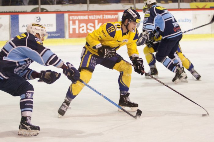 Ilustračný obrázok k článku Nitra vyhrala tretí zápas v rade. Tentokrát pokorila Piešťany