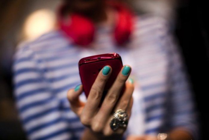 Ilustračný obrázok k článku Krajským poslancom sa tak ľahko nedovoláte: Vyfasované mobily nepoužívajú