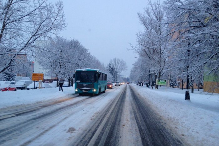 Ilustračný obrázok k článku Na väčšine územia Slovenska môže snežiť: Najmä však v TÝCHTO okresoch