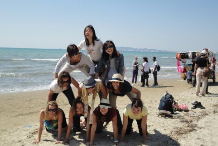 Ilustračný obrázok k článku Zaujímavé zážitky zo štúdia v zahraničí: Prečítajte si príbeh vysokoškoláčky Lucie z Nitry