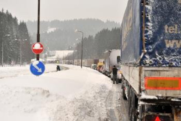 Ilustračný obrázok k článku Situácia rožňavských ciest a chodníkov je na bode mrazu