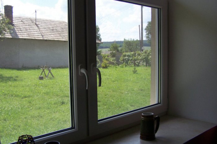 Ilustračný obrázok k článku Každý týždeň nová sťažnosť: Ľudí vo Vlkanovej trápi smrad