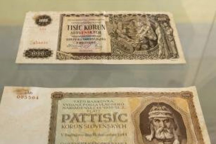 Ilustračný obrázok k článku Toto už len tak neuvidíte: Zaspomínajte si na výstave na naše bankovky