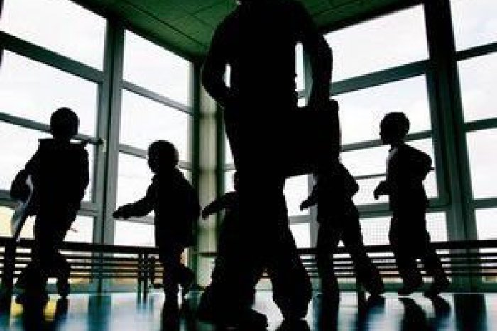 Ilustračný obrázok k článku Chlapec sa bál rodičovského združenia, tak si vymyslel vlastný únos