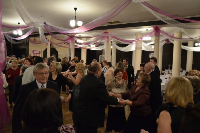 Ilustračný obrázok k článku V Revúcej sa plesalo ako o dušu. Pozrite si fotogalériu...