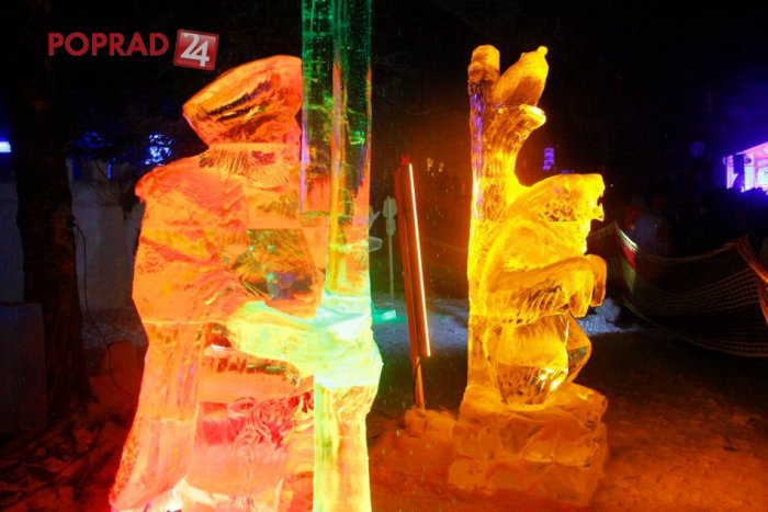 Ilustračný obrázok k článku FOTO: Ľadové kráľovstvo na Hrebienku. Pokochajte sa kúzelnými sochami!