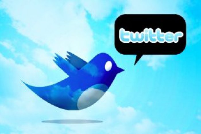 Ilustračný obrázok k článku Mladí ľudia prechádzajú z Facebooku na Twitter