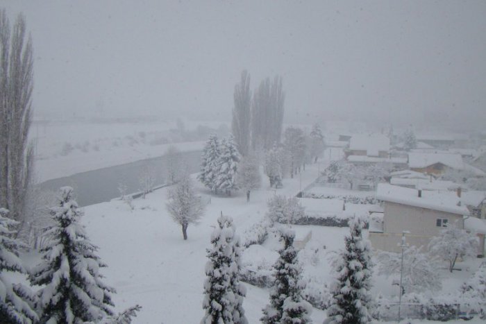 Ilustračný obrázok k článku MONITORUJEME: Perinbaba pracuje naplno, cestári majú čo robiť